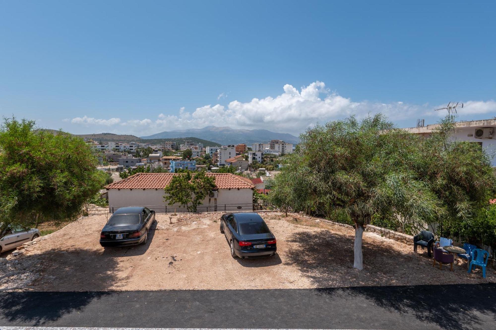 Vila Sefedin Εξαμίλιο Εξωτερικό φωτογραφία